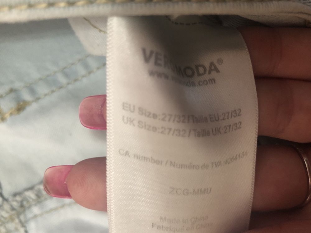 Jeansy vero moda 27/32