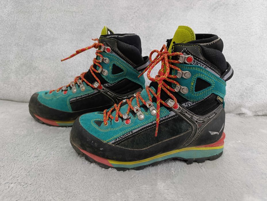 Черевики чоботи трекінгові SALEVA розмір 37