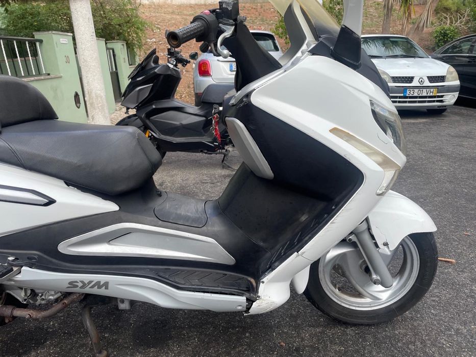 SYM GTS 125 motor gripado