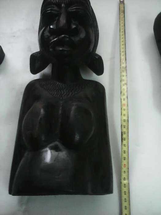 6 Esculturas africanas originais em Pau Preto