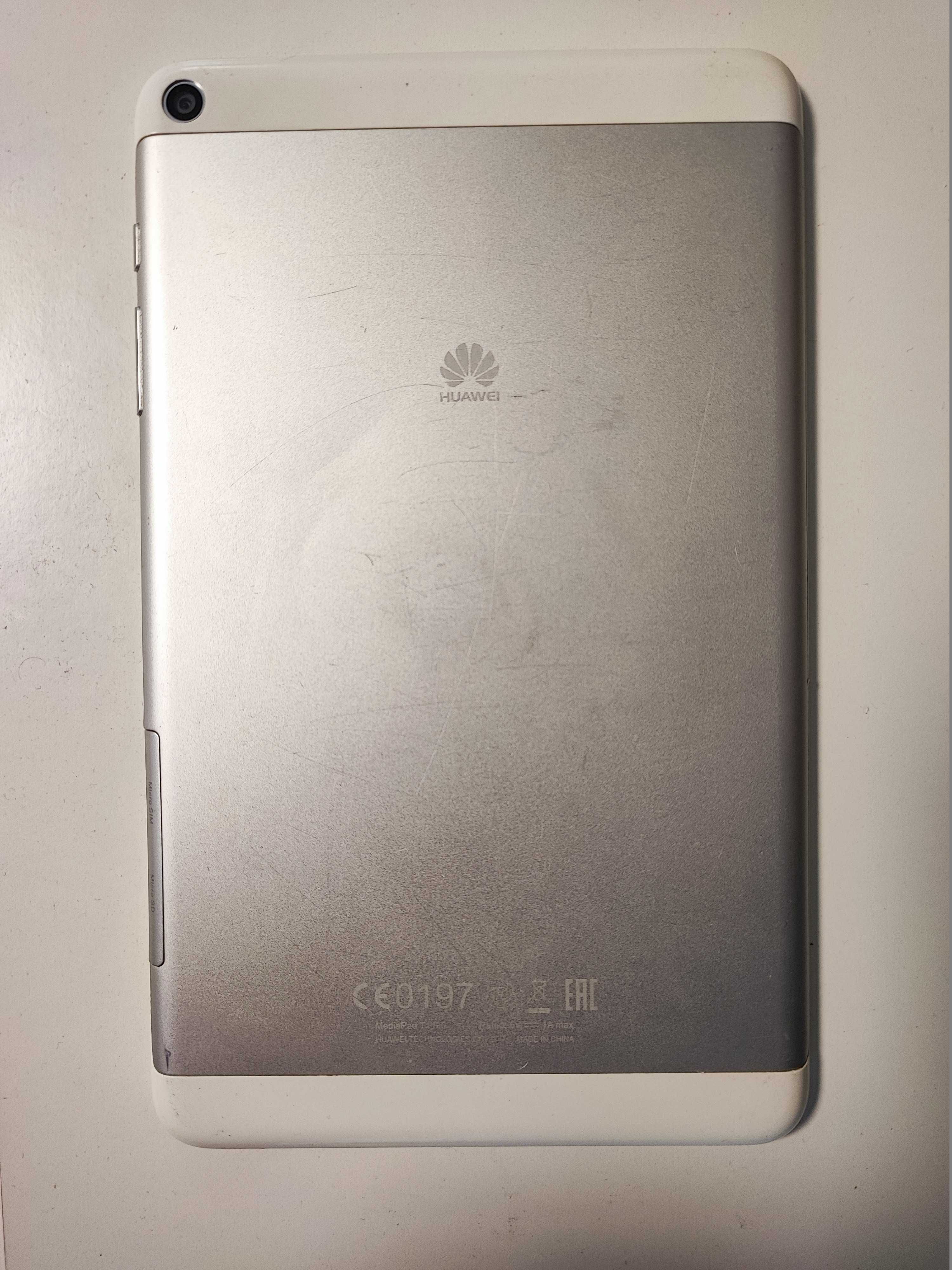 Планшет Huawei MediaPad T1 8.0 16GB 3G отличное состояние