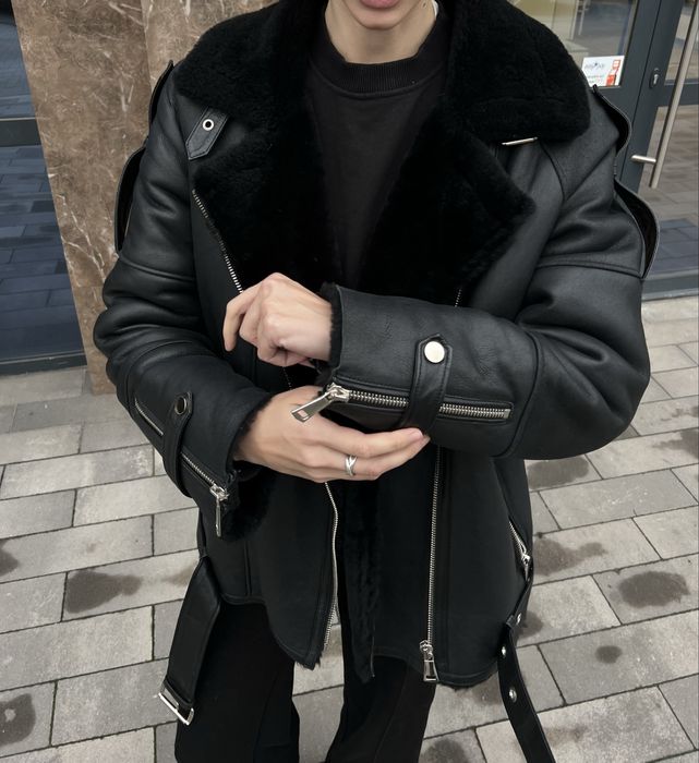 Тепла сучасна Дублянка натуральна чорна