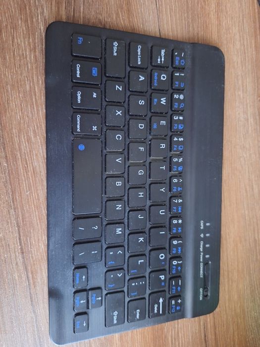 Klawiatura bluetooth