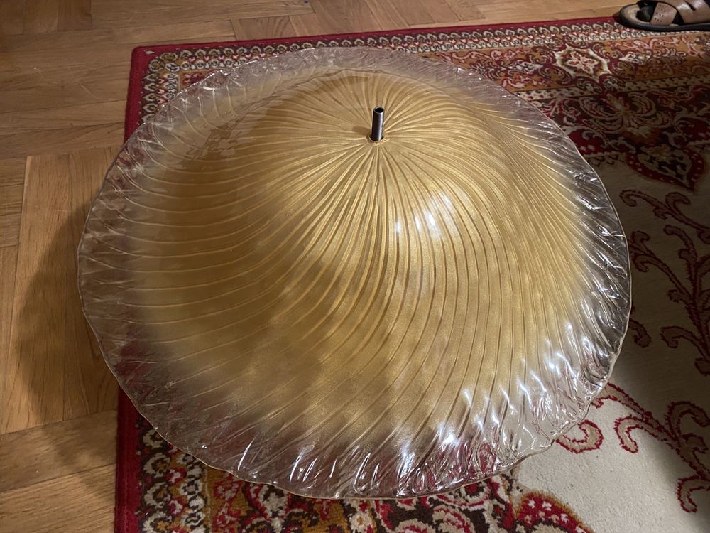 Lampa sufitowa typu AMPLA