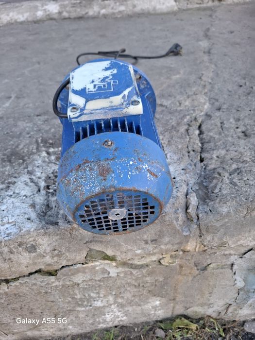 Електродвигун АІР 1.7 кВт 3000 об/хв 220v.