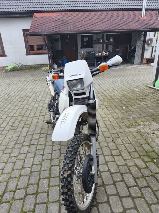 Motocykl Suzuki DR 650