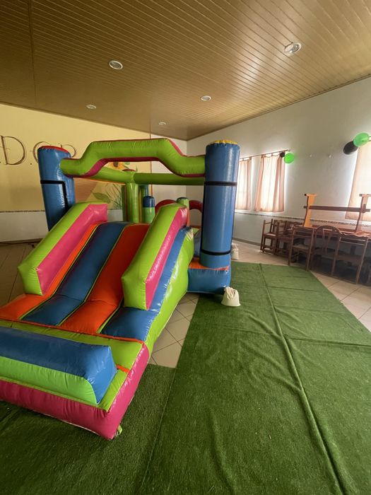 Aluguer de Insuflavel