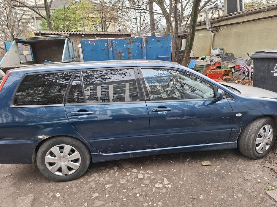 Samochód Mitsubishi Lancer