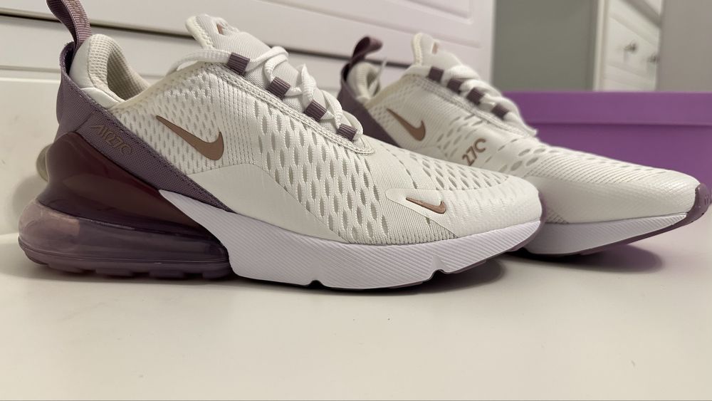Nike Air Max 270