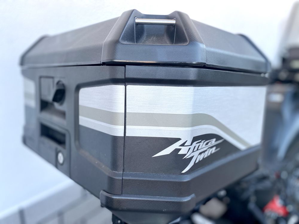 Honda Africa Twin 1100 - Top