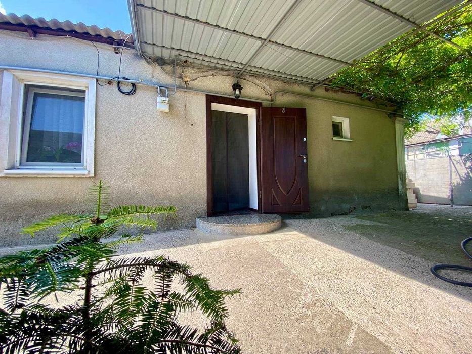 2 Дома+гараж на 2 машины Зеленый двор