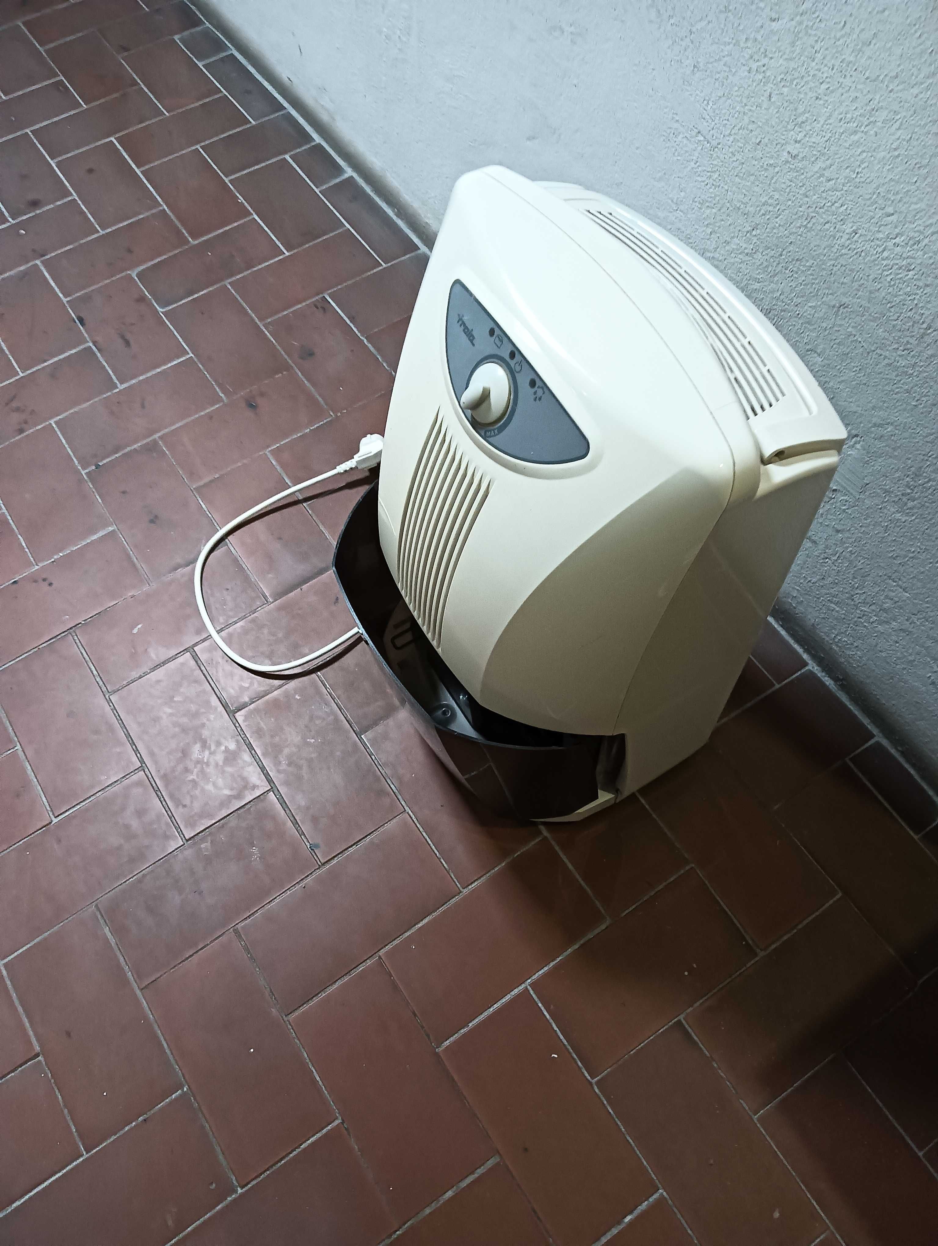 Desumidificador para divisões húmidas