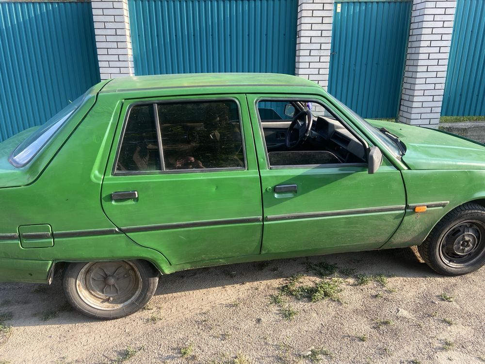 Продам славуту на ходу