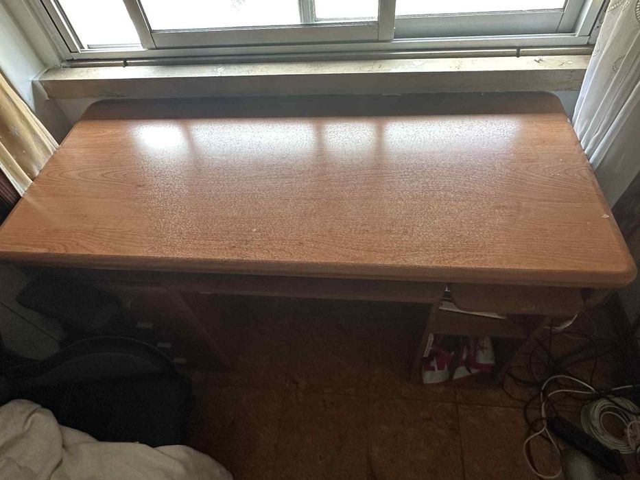 Secretaria em cerejeira