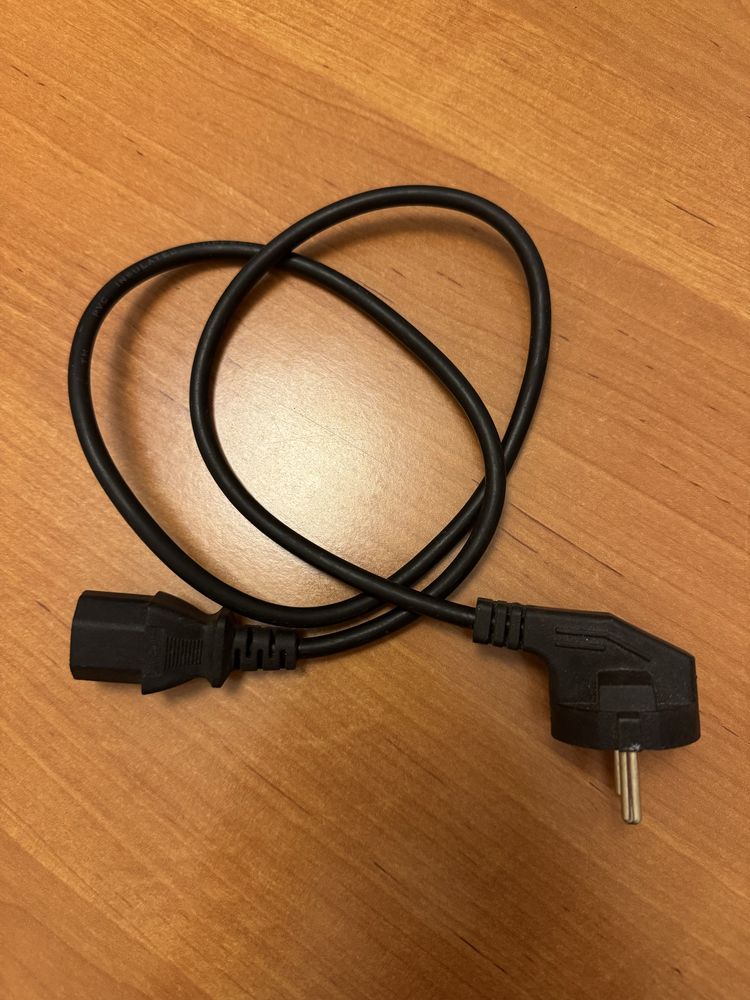 Kabel zasilający 3 pin IEC 320 C13