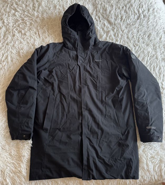 Зимова курточка Merrell