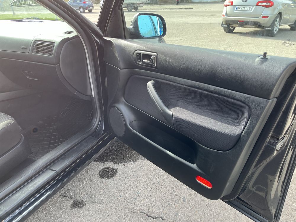 Volkswagen golf 1.6mpi