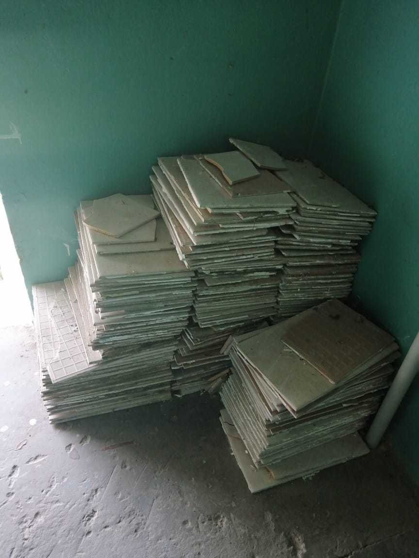 Плитка на стіну, б/у