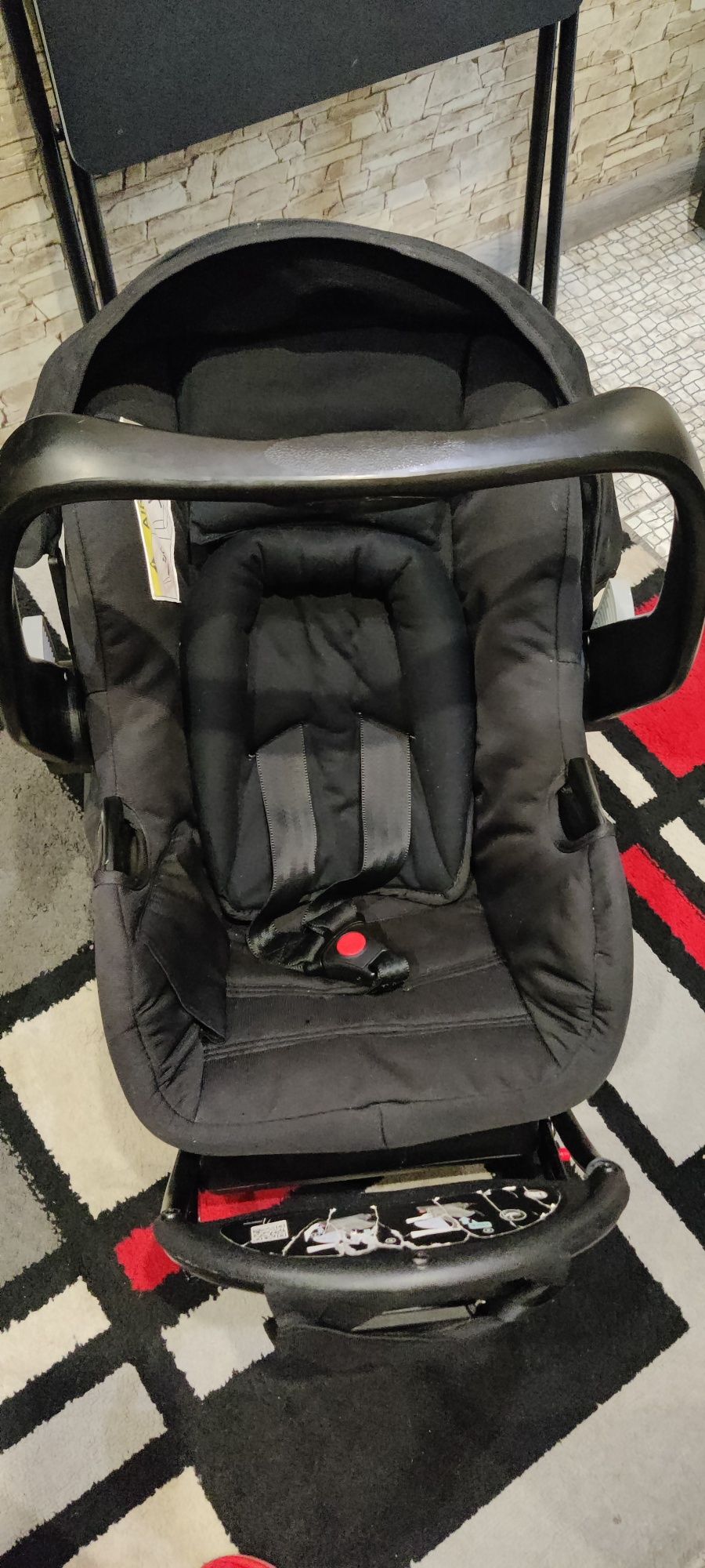 Продам автолюльку Britax Romer Primo