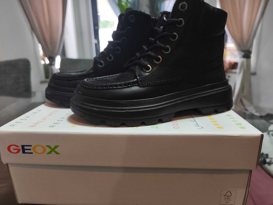 Botas tamanho 30