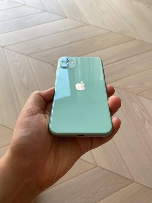 Айфон 11 в хорошем состоянии