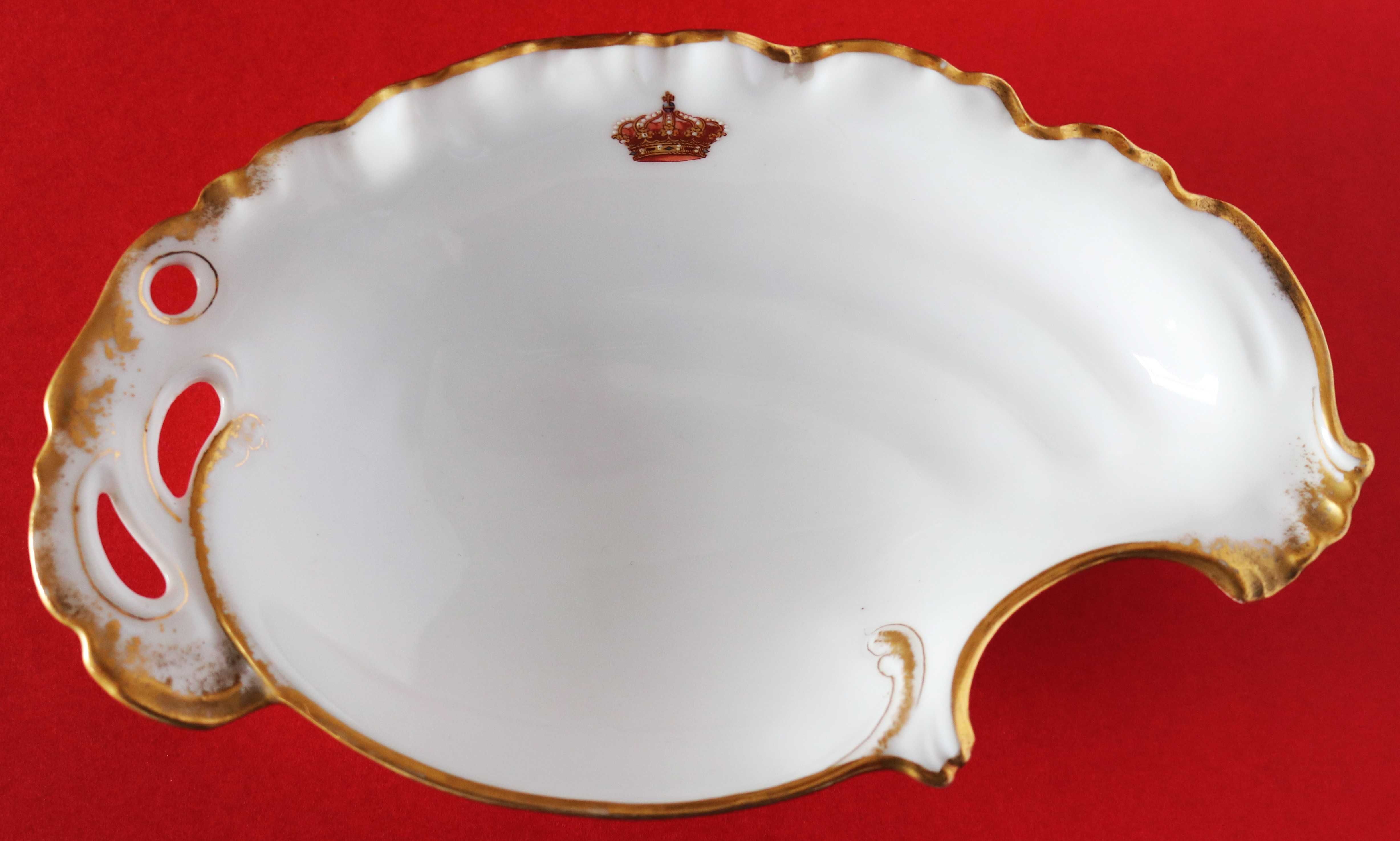 Covilhete serviço de mesa da Casa Real porcelana Limoges