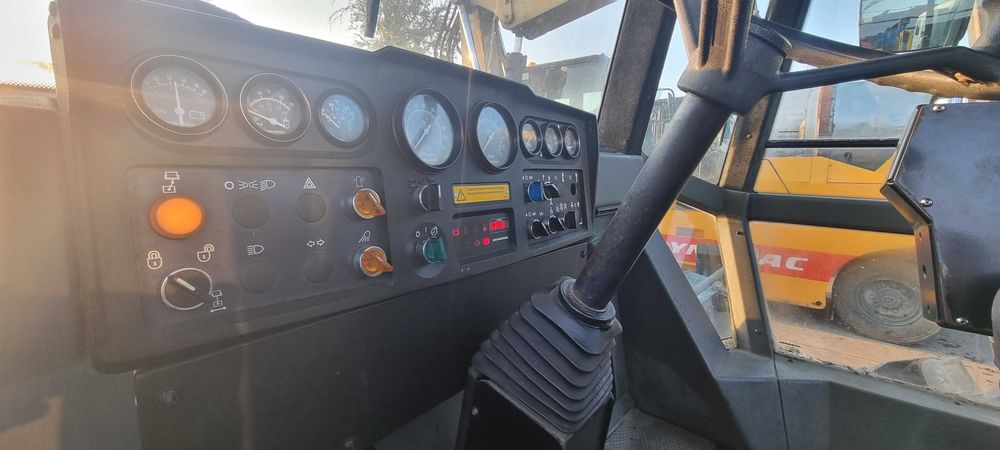 DYNAPAC CC 422HF  stal stal  walec drogowy do asfaltu