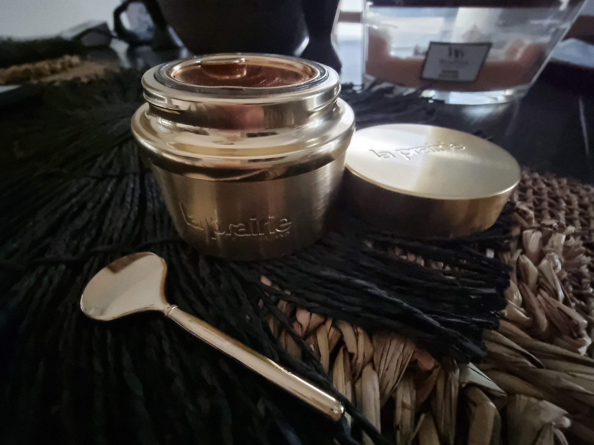 Krem pod oczy La Prairie  Gold