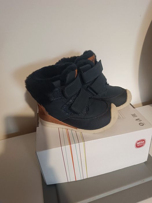 Buty dziecięce zimowe, rozmiar 23, certyfikat " zdrowa stopa"