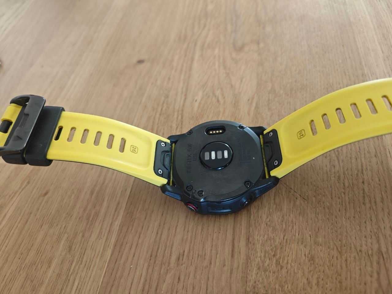Garmin Fenix 6X Pro + 3 komplety pasków