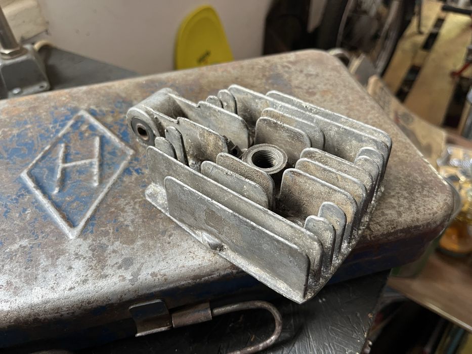 Romet Pegaz 750 Polo Pony autom glowica silnika dekomprensator 017 010