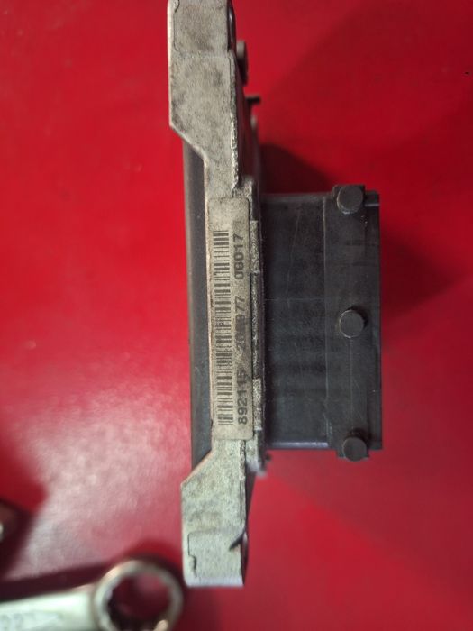 Sterownik silnika opel Astra h 1.6 turbo