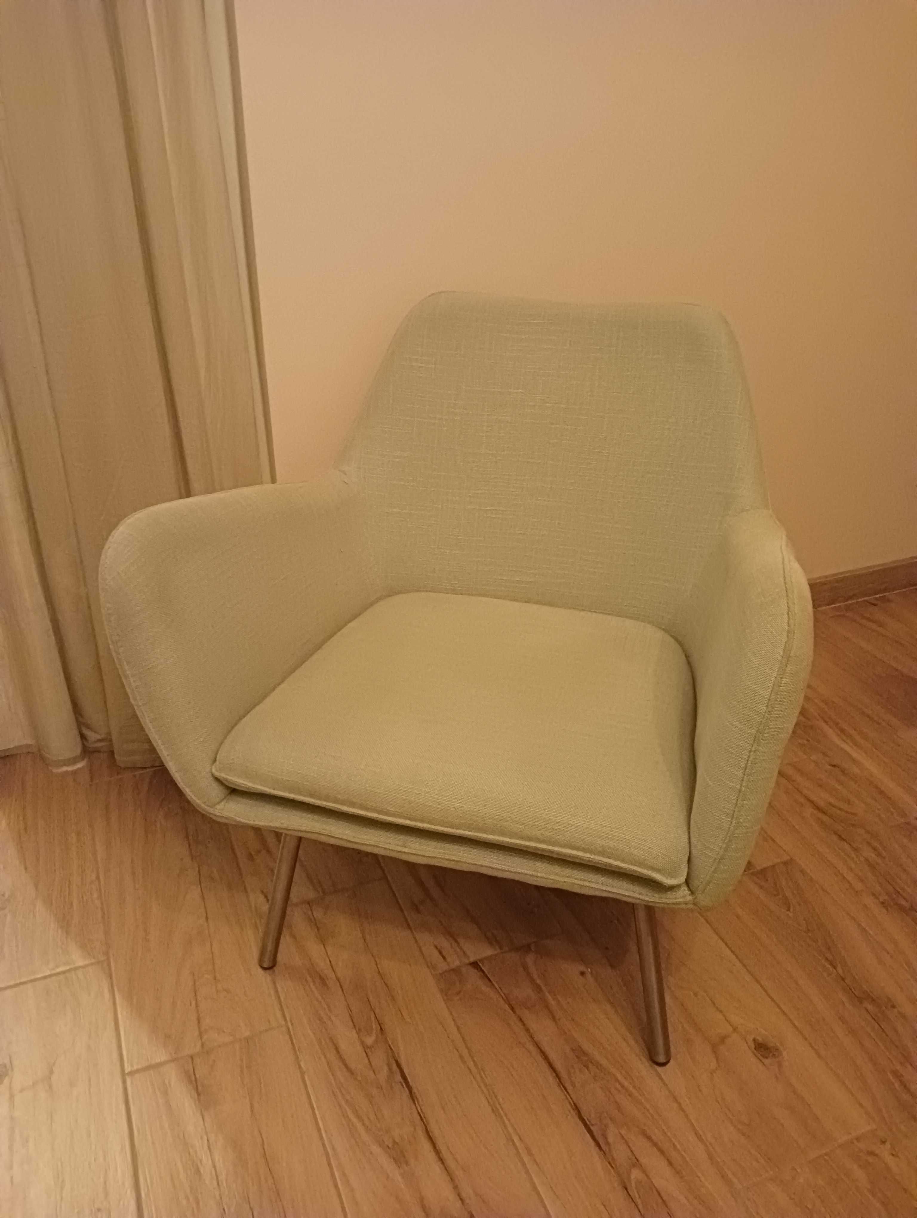 Fotel typu skandynawskiego