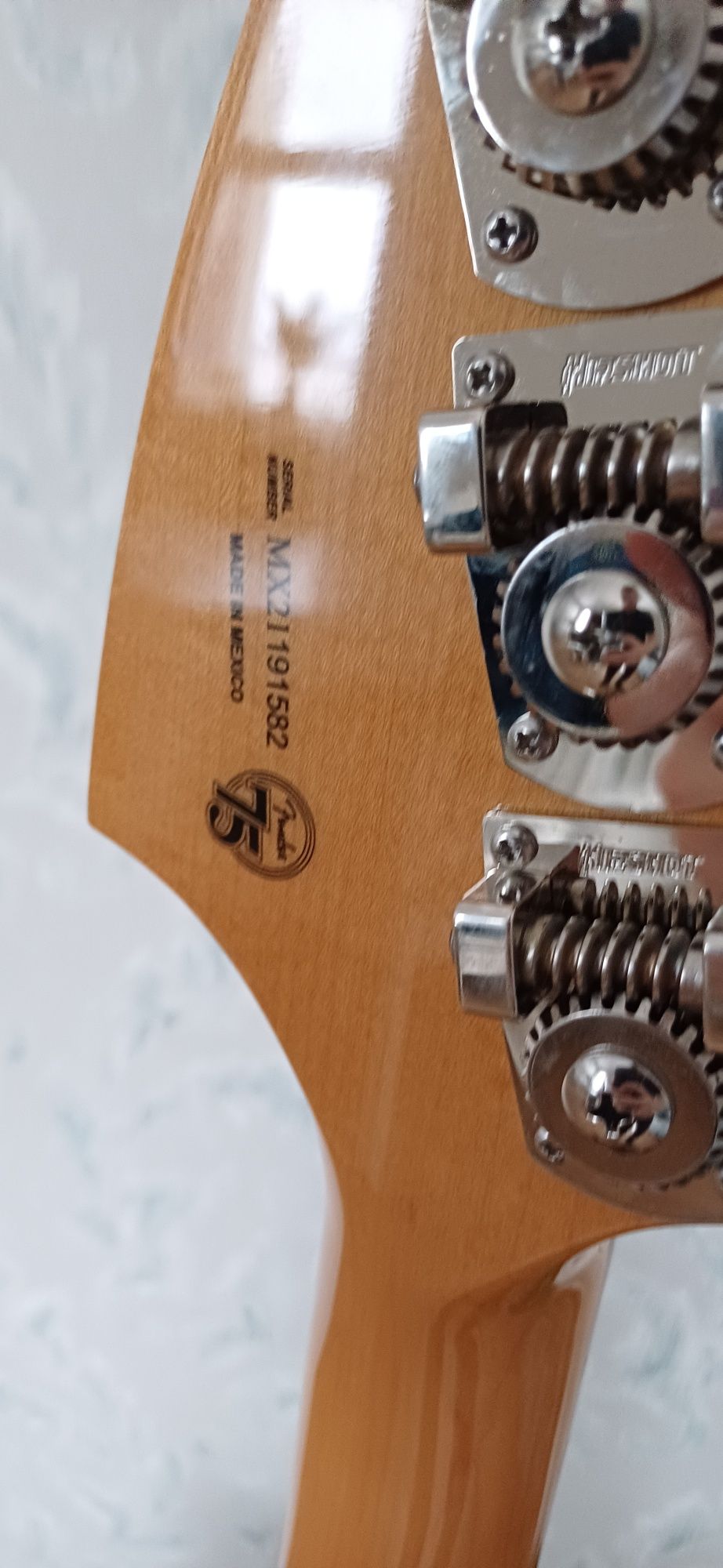 Fender Vintera 60s Mustang Bass 75th Anniversary