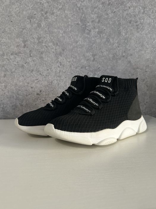 Кросівки жіночі, розмір 38,39