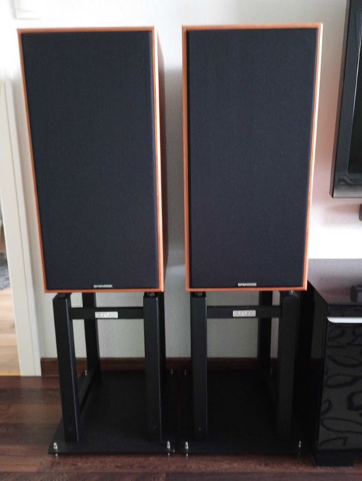 kolumny SPENDOR Classic 1/2 + standy - Jak Nowe, Okazja, cena za parę.