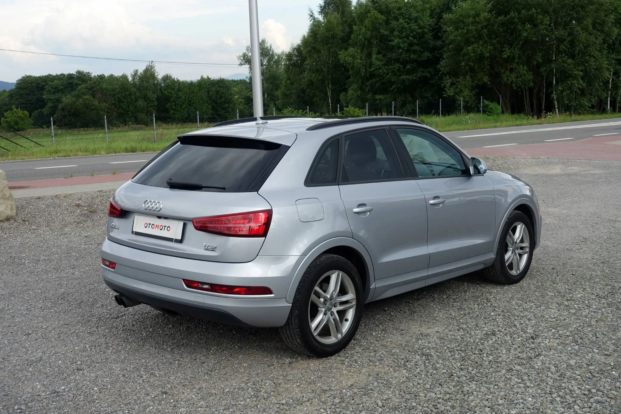 Audi Q3 2.0TFSI 200KM Quattro 4x4 S-Tronic Skóra Ksenon Szyberdach Stan BDB