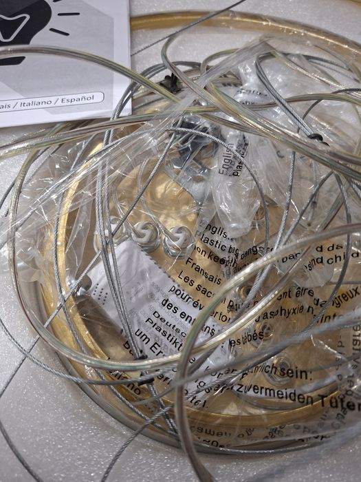 Nowoczesna wisząca lampa z 3 pierścieniami