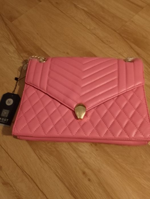 Nowa torebka ciemny róż  pikowana