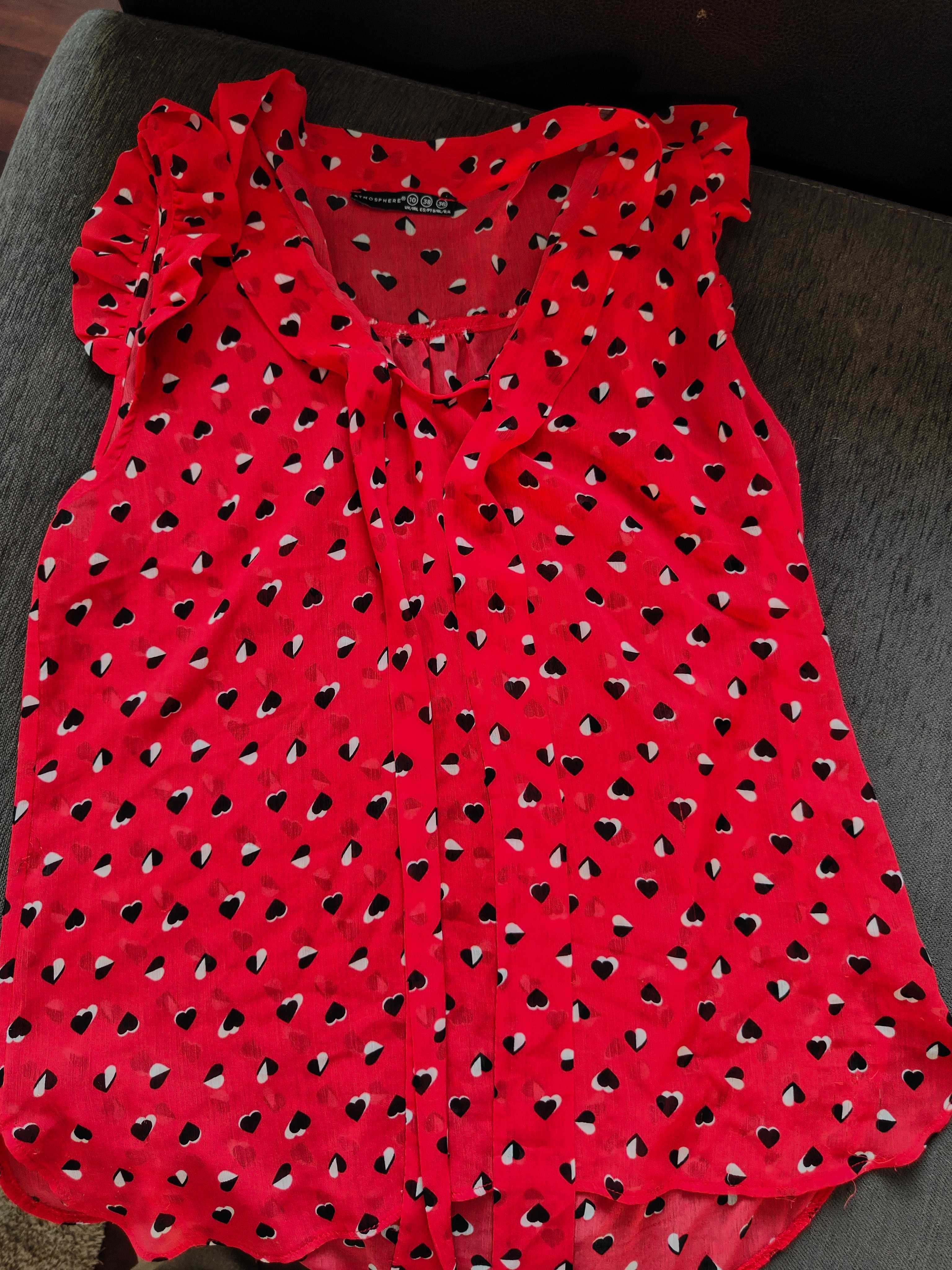 Top vermelho com corações