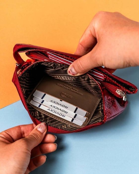 duży portfel damski na zamek wykonany ze skóry naturalnej - lorenti