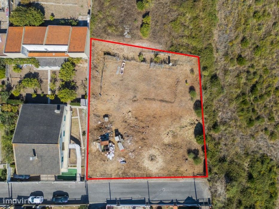 TERRENO PARA CONSTRUÇÃO ; Zona Muito Sossegada e aprazível para viv...