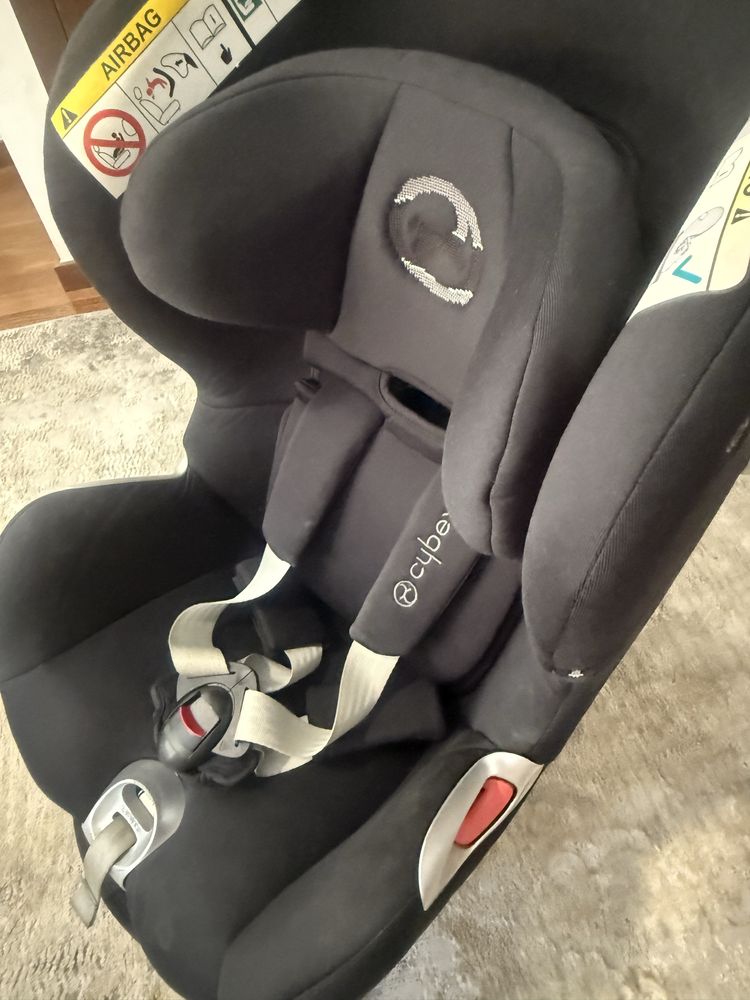 Cybex SIRONA Q preta