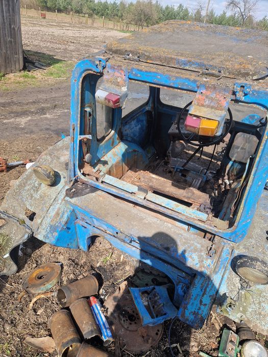 Продам кабіну стекла  мтз