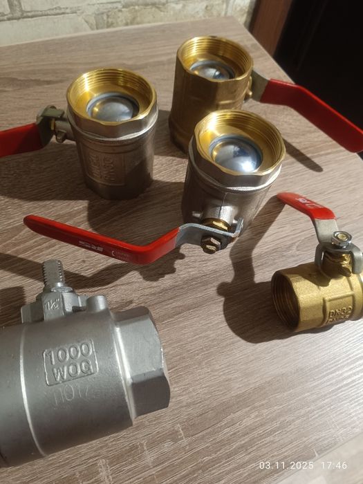Шаровый кран латунь. Кульовий кран