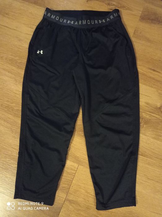 Under Armour Spodenki rybaczki damskie S spodnie  kieszenie stretch