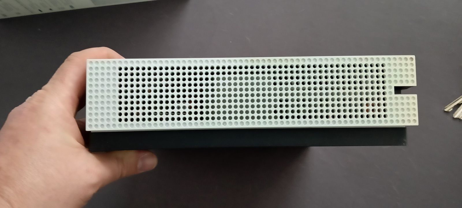 Uszkodzony Xbox one s 500 GB + pad