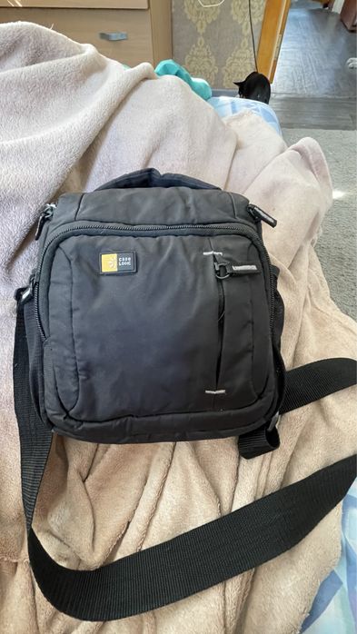 Продам сумку для фотоаппарата case logic