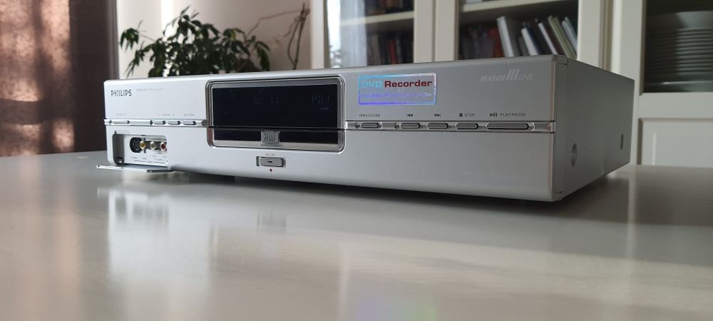 Philips DVD Recorder * DVDR880 * Nagrywarka *