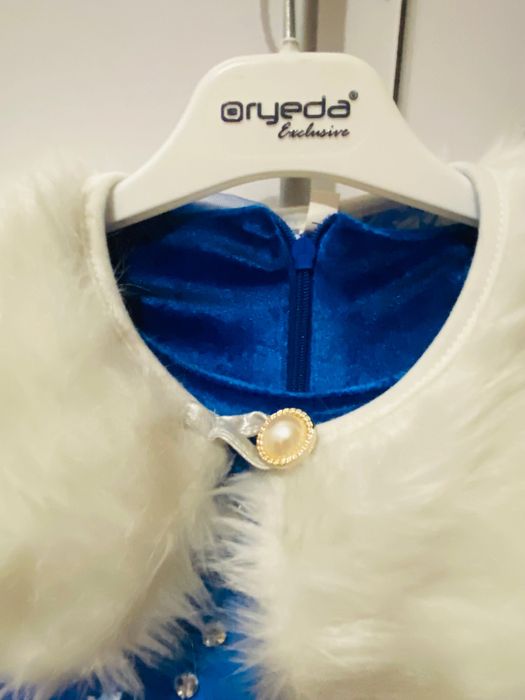 Платье Эльзы с накидкой